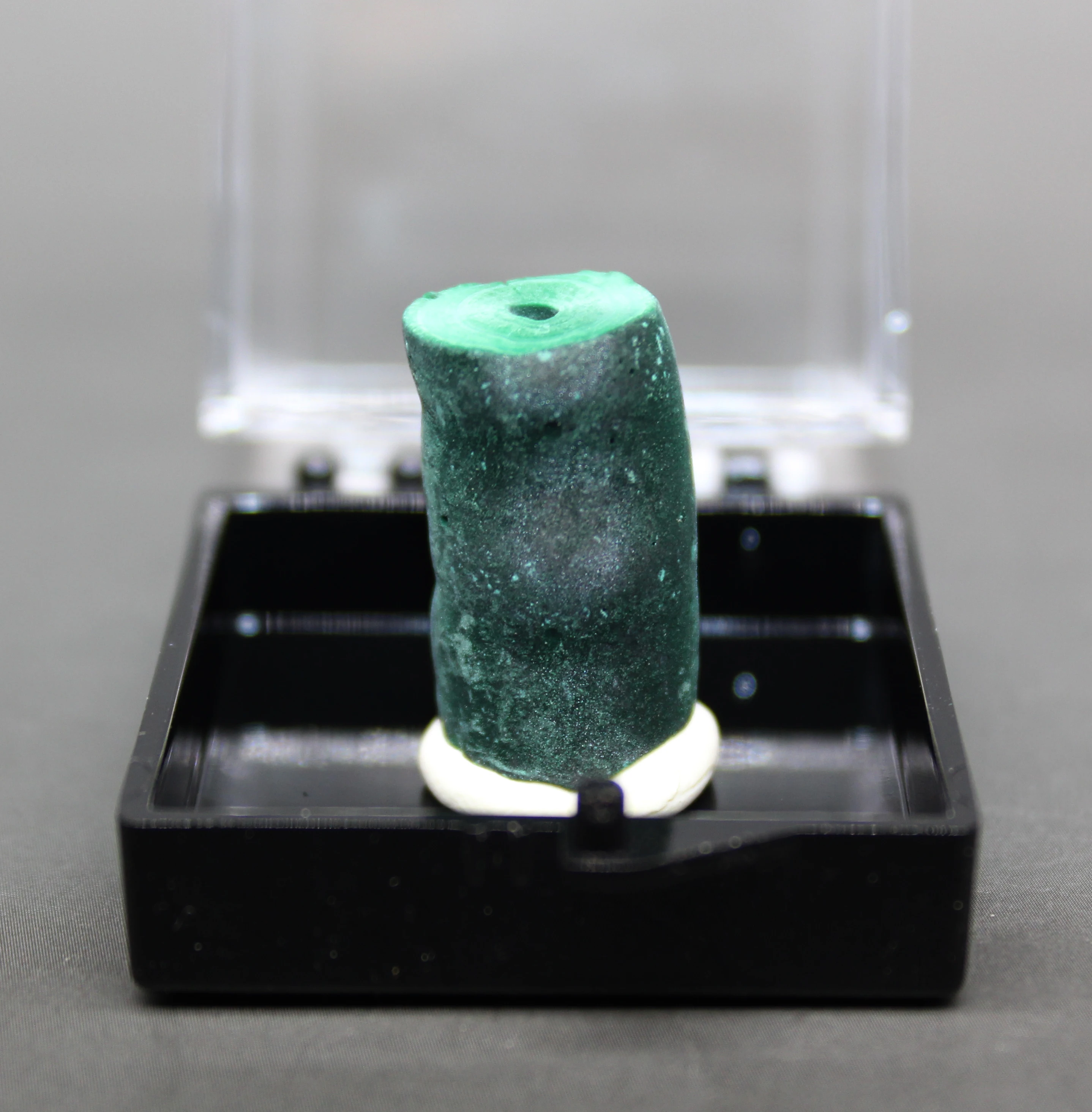 Eripakkumine! Looduslik malahhiit mineraal-näidis kristall Kivid ja kristallid quartz crystal Healing kasti suurus on 3,4 cm