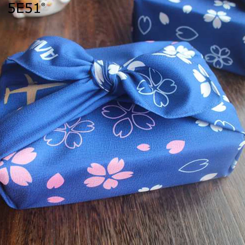 Jaapani stiilis tütarettevõtjate kerchief furoshiki polüester/sakura trükitud 70cm/Palju Kasutab