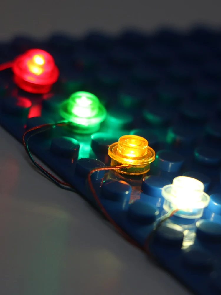 Mudel Kerge ehitusplokid Mänguasjad LED Lambid Linna Tänaval Led Light USB Valgust Kiirgav Klassikaline Telliskivi Ühilduvad Lego