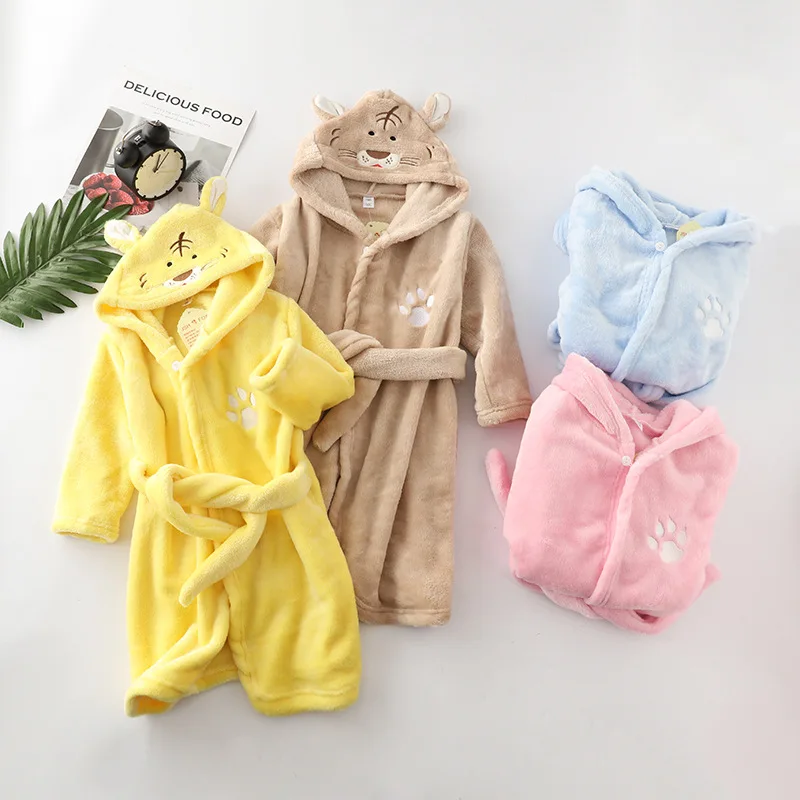 Sügisel ja talvel beebi tüdruk hommikumantel laste pidžaama pehme velvet soe kapuutsiga laste rüü rätik väikelapse poisi riided