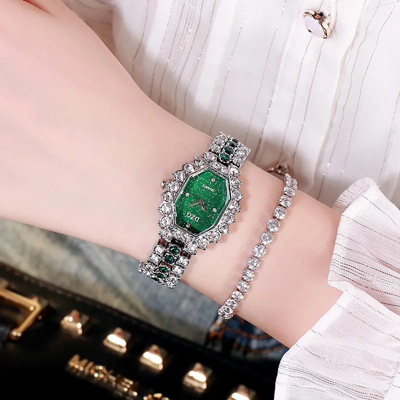 Uus Daamid vaadata käevõru square watch full diamond ladies watch fashion vabaaja tähistaevast vaadata