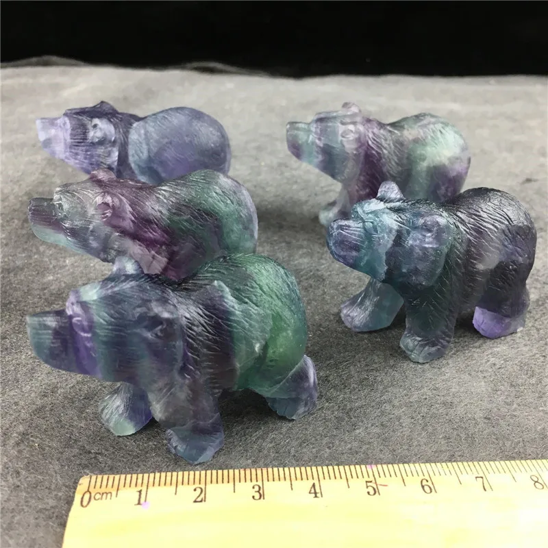 Uute tulijate dekoratiivsed kivid looduslik kvarts vikerkaar fluoriidimaardlat jääkaru crystal figuriin jaoks feng shui käsitöö